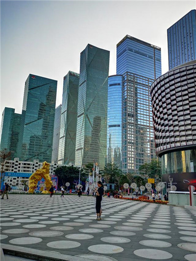 体验独特的恋足女王服务 体验独特的恋足女王服务